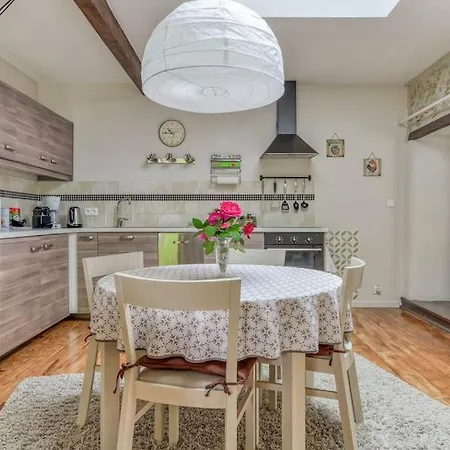 Gite - Holiday Home Vent Autan *